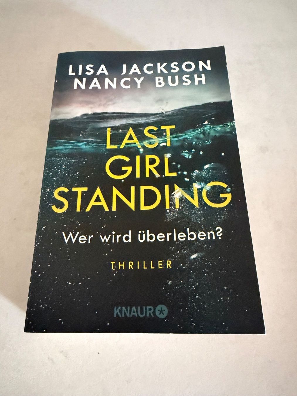 Libri: Jacksen / Bush - Last Girl Standing - Wer wird überleben? – Usato da Geroldswil venduto da Jeremy11