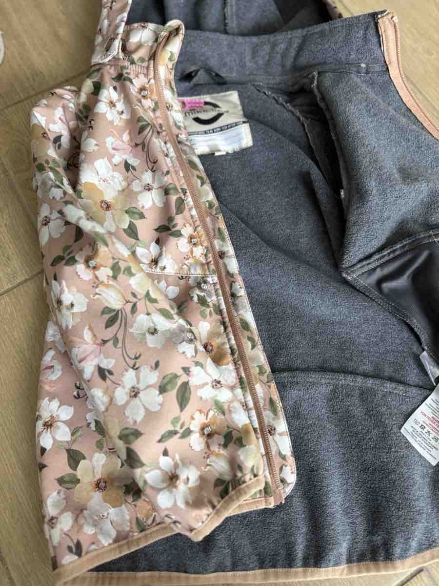 Giacche & Cappotti: Mikk-line Softshelljacke Blumenmuster Grösse 110/116 – Nuovo (secondo la descrizione) da Windisch venduto da Dani38 4