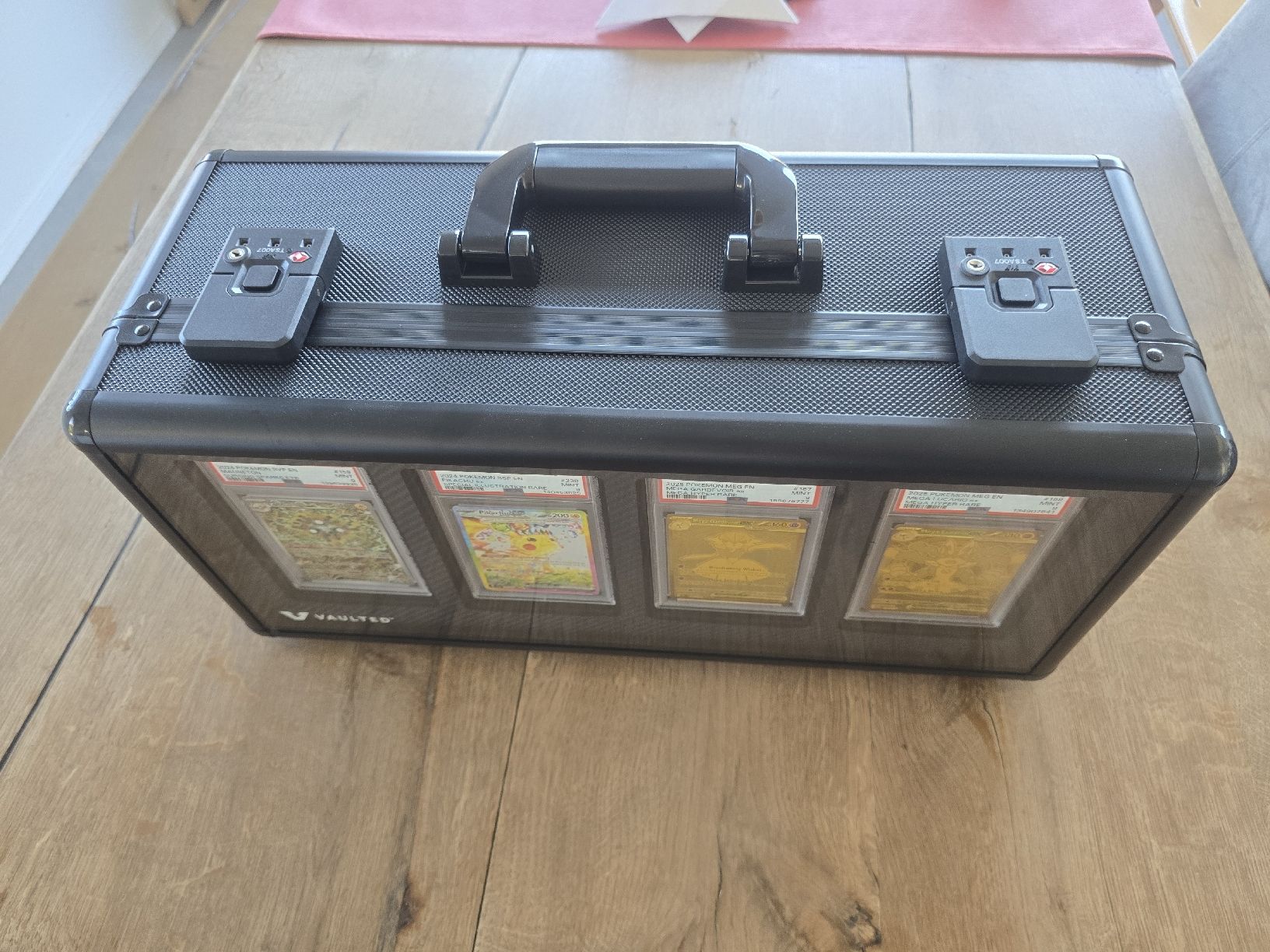Autres vêtements & accessoires: New Vaulted card case box – Neuf (Voir description) à Piazzogna par stefa89 1