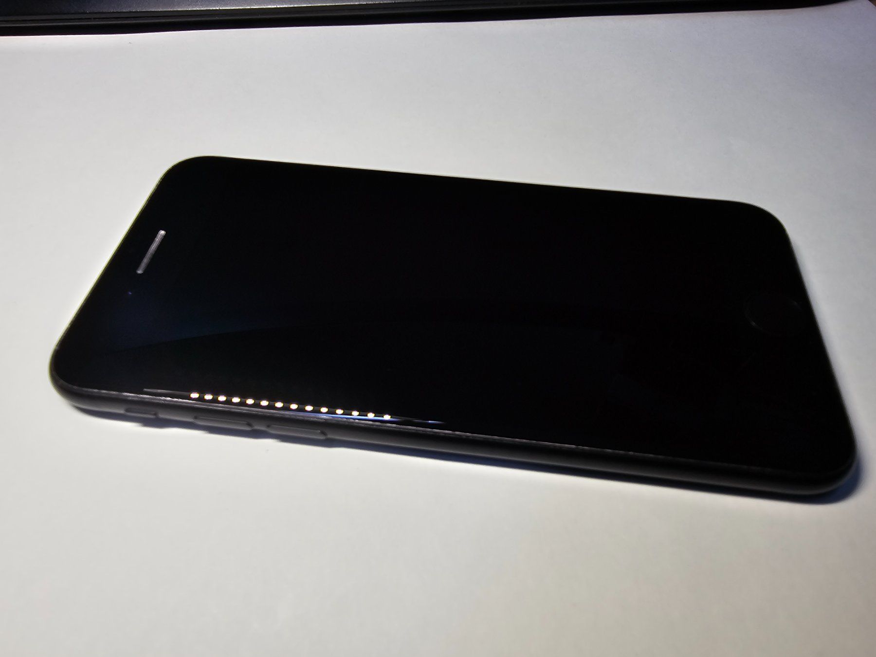 Apple Telefoni cellulari / Smartphones: iPhone SE  - 64 GB - Schwarz – Difettoso da Zweidlen venduto da RepToGo 2