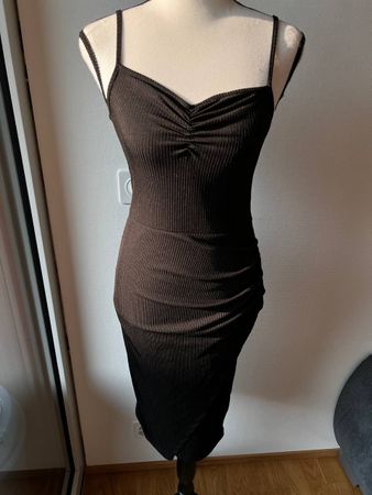 Kleid S