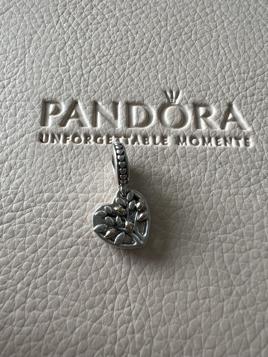 Pandora Ciondoli: Original Pandora Charm Lebensbaum – Usato da Toffen venduto da Vanessa_Germann 1
