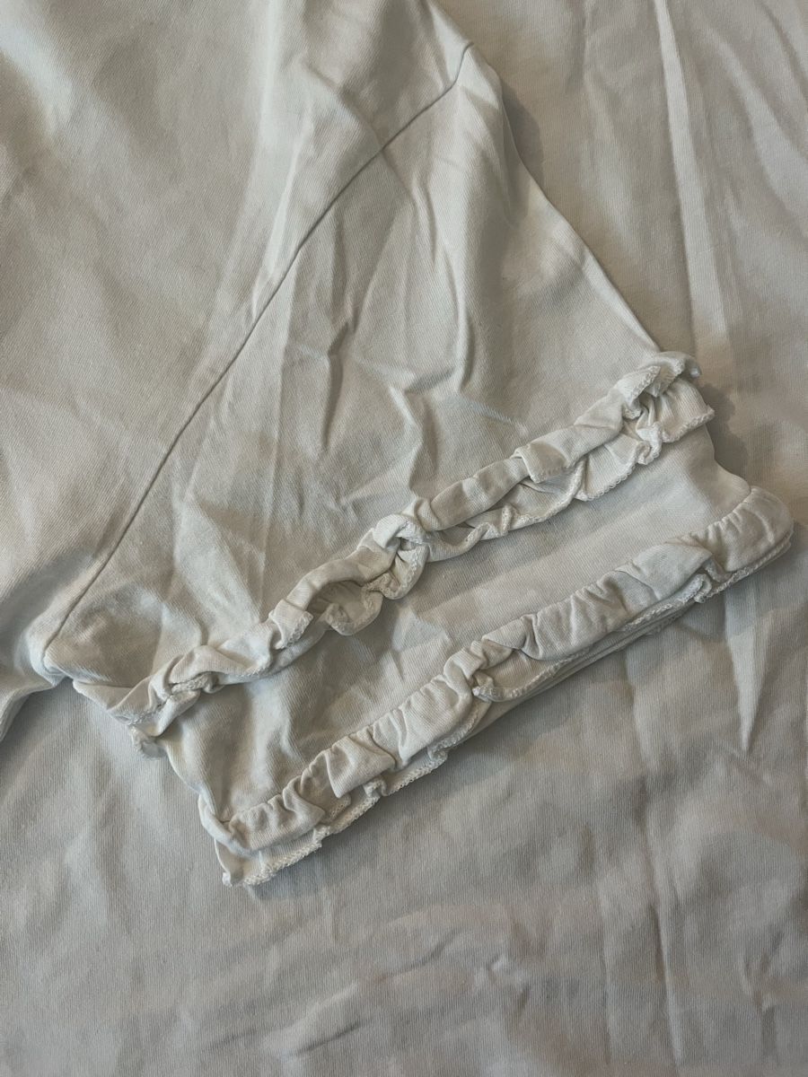 H&M T-Shirts: T-Shirt weiss mit Rüschenärmeln 34 – Neu (gemäss Beschreibung) aus Birrwil von vanyboo 2