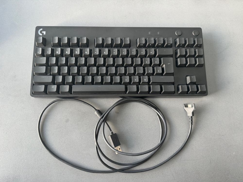 Logitech Pro Gaming Keyboard (Gebraucht) in Solothurn für CHF 35 – mit ...