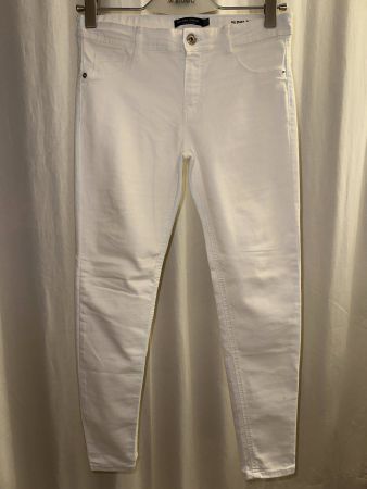 Bershka Weisse Slim Jeans, Top Zustand, Gr. 38, Frühling