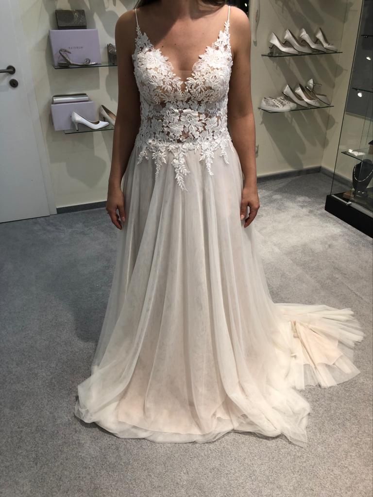 Vestiti: Ungetragenes Brautkleid Grösse 38 – Nuovo e nell'imballaggio originale da Villmergen venduto da VNY 7
