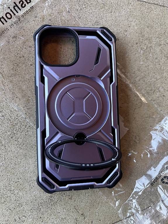 Apple Coques & Protection écran: Coque antichoc violet IPhone 15 neuve – Neuf avec emballage d'origine à Perroy par barballalla 2