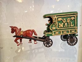 Spielfigur US Mail Postkutsche mit Pferd Gusseisen