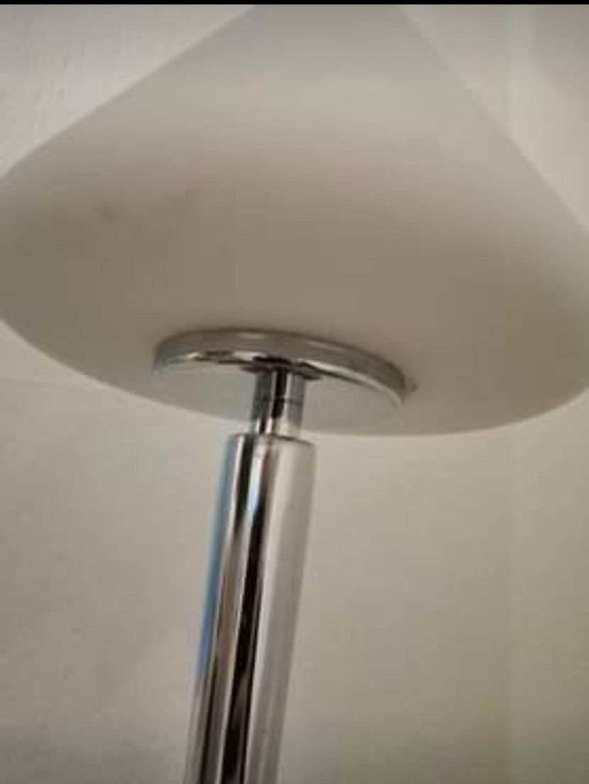 Lampen: Tischlampe fabas luce.(11fr.Versenden) – Gebraucht aus Fahrweid von SMILE.5