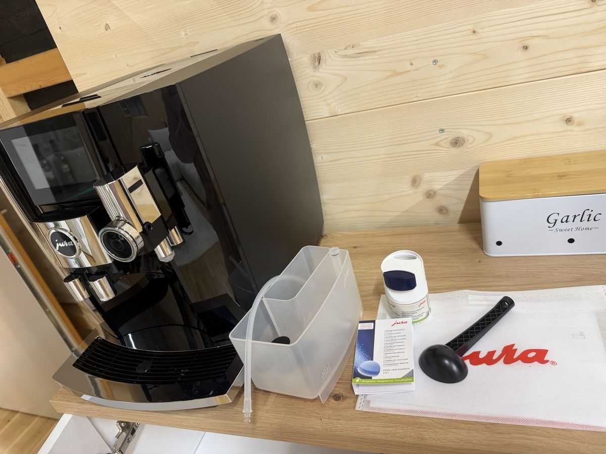 Kaffeemaschinen & Espressomaschinen: Jura Kaffe maschine – Gebraucht aus Dietikon von nin_6g5r