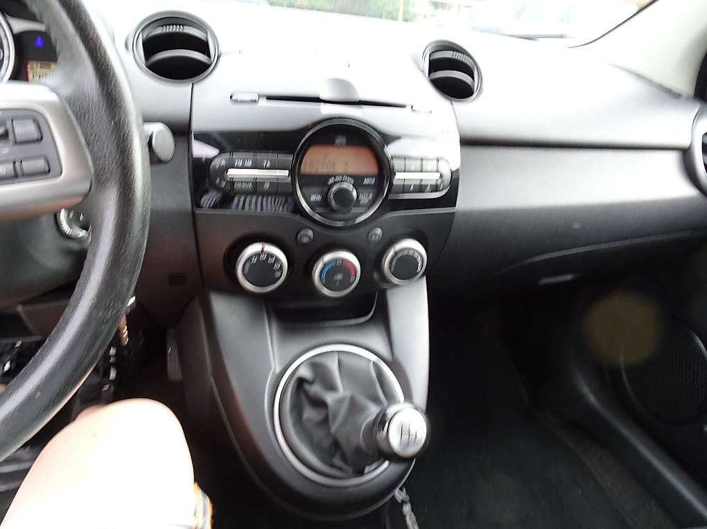 Automobili: Mazda 2 1.5 (2012), 178000 km – Usato da Uzwil venduto da koi02 6