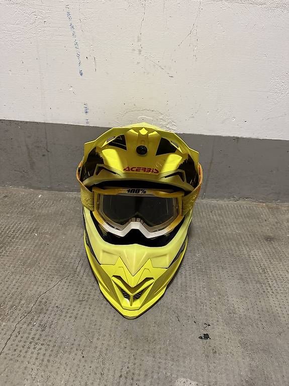 Caschi: Downhill Helm Enduro Helm Grösse M – Usato da Bubendorf venduto da Erkam