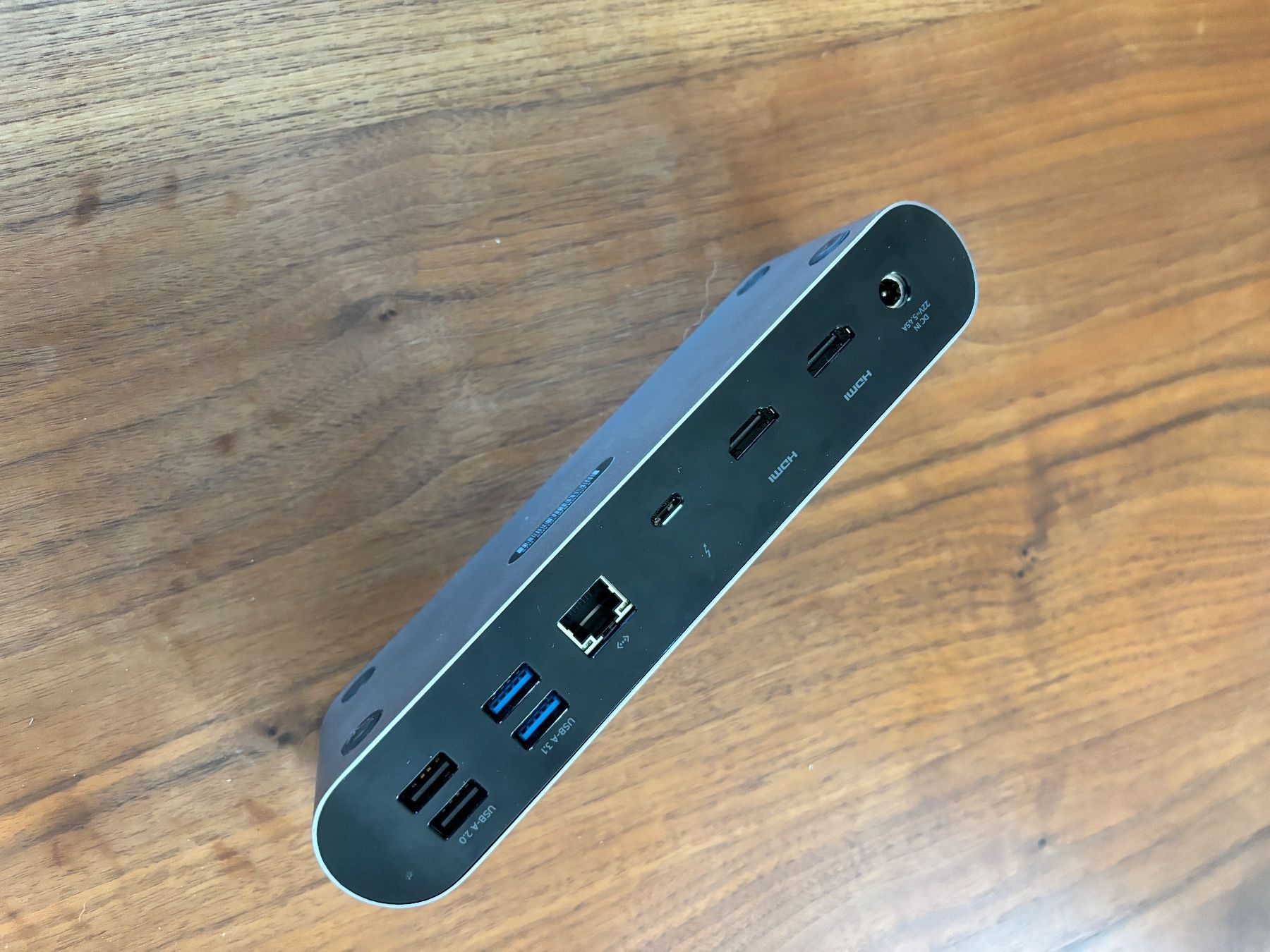 Belkin Docking station: Belkin Pro Thunderbolt 4 Dock – D'occasion à Nidau par kingmigae 2