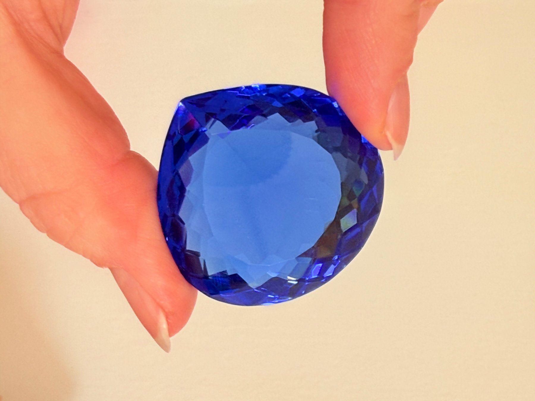 Edelsteine: Certified 170.05 Ct – Neu und originalverpackt aus Genève von AWWA 4