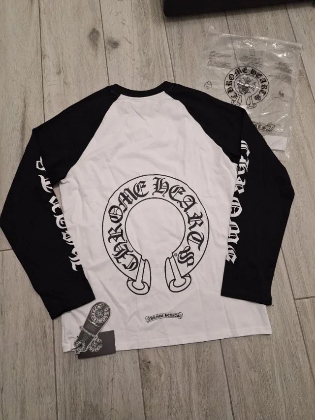 Chrome Hearts T-shirts: Chrome Hearts Longsleeve – Neuf (Voir description) à Allschwil par lor_6cgq