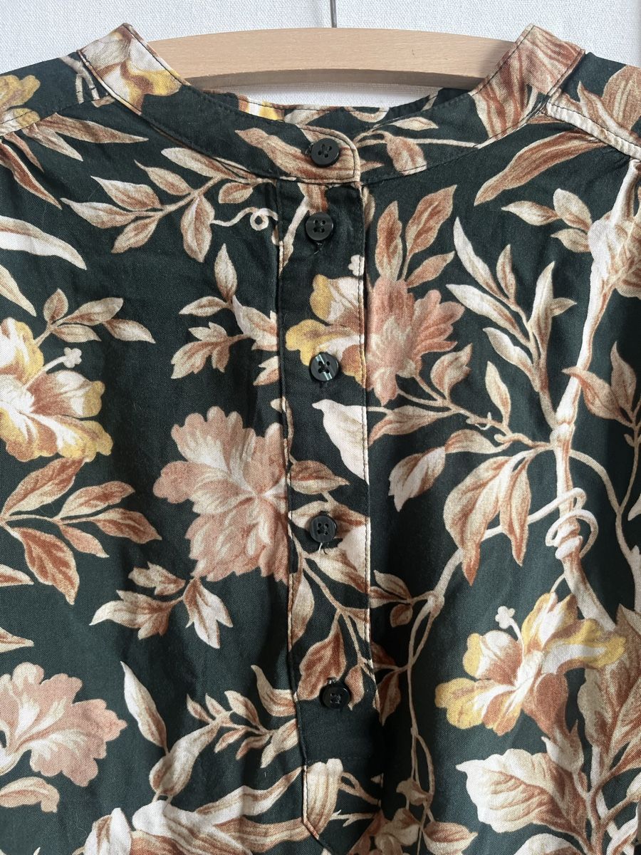 H&M Camicette: Floral Print Blouse - Stylish, Size 44 – Usato da Lausanne venduto da barbabelle02 1