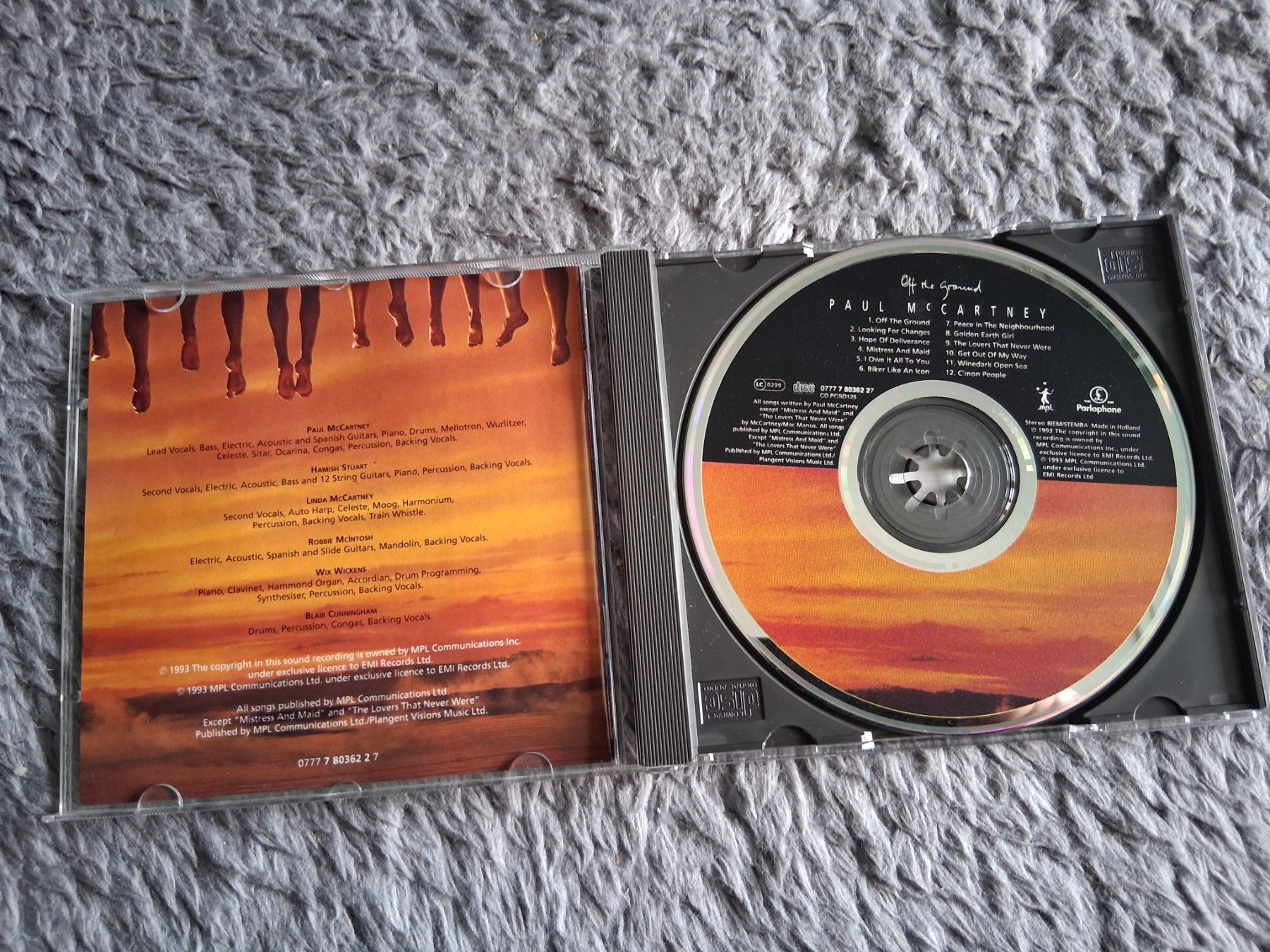 CD: PAUL McCARTNEY    OFF THE GROUND     CD – Usato da Wetzikon ZH venduto da Ramones01 2