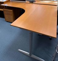 Bürotisch L-Form  viel Platz, sofort verfügbar