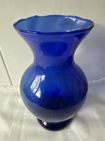 Blaue Glasvase, Blumenvase, Vintage Deko, guter  Zustand!