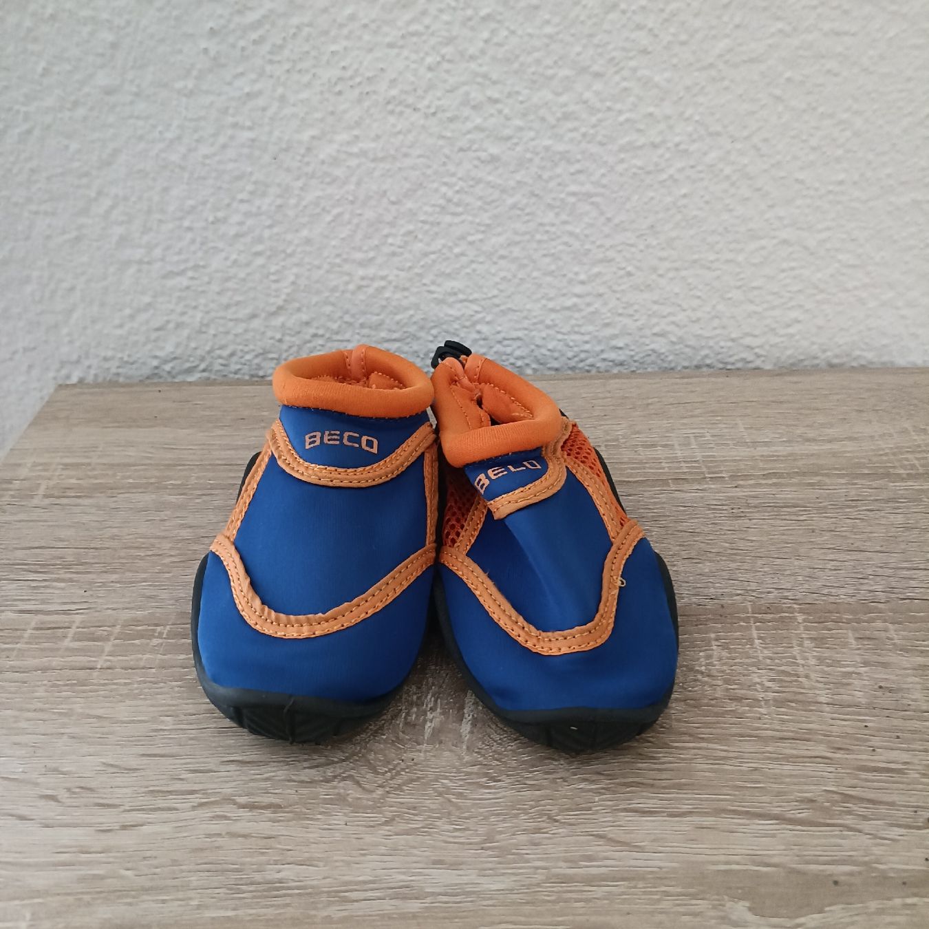Beco Schuhe für Jungen: Beco Badeschuhe, Gr. 25, Top Zustand – Neu (gemäss Beschreibung) aus Näfels von CH.Kchlineknopf