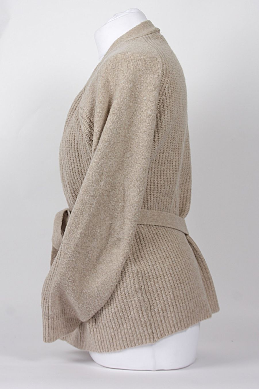 Vila Giacche: VILA Gürtel Strickjacke beige – Usato da Zollikofen venduto da Restwert_Zollikofen 1