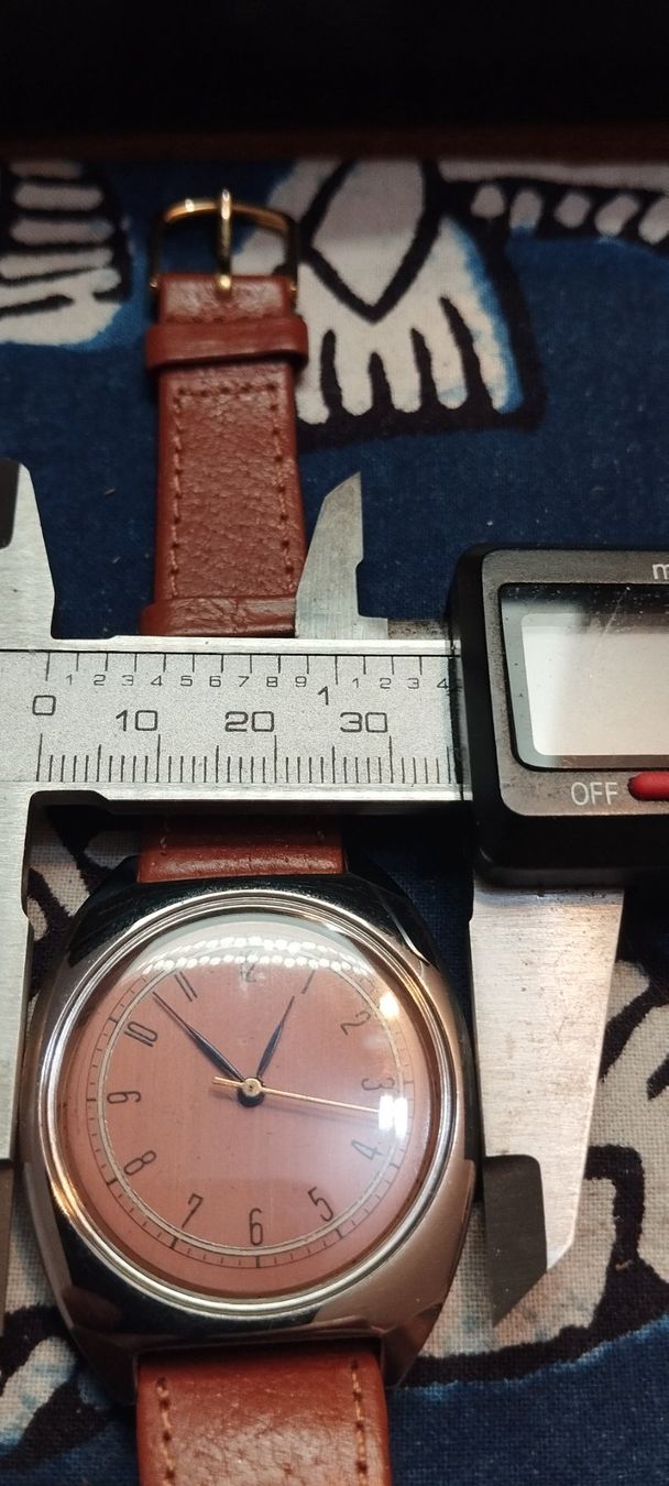 Orologi: Montre récupération – Usato da La Chaux-de-Fonds venduto da jac_9llg 9