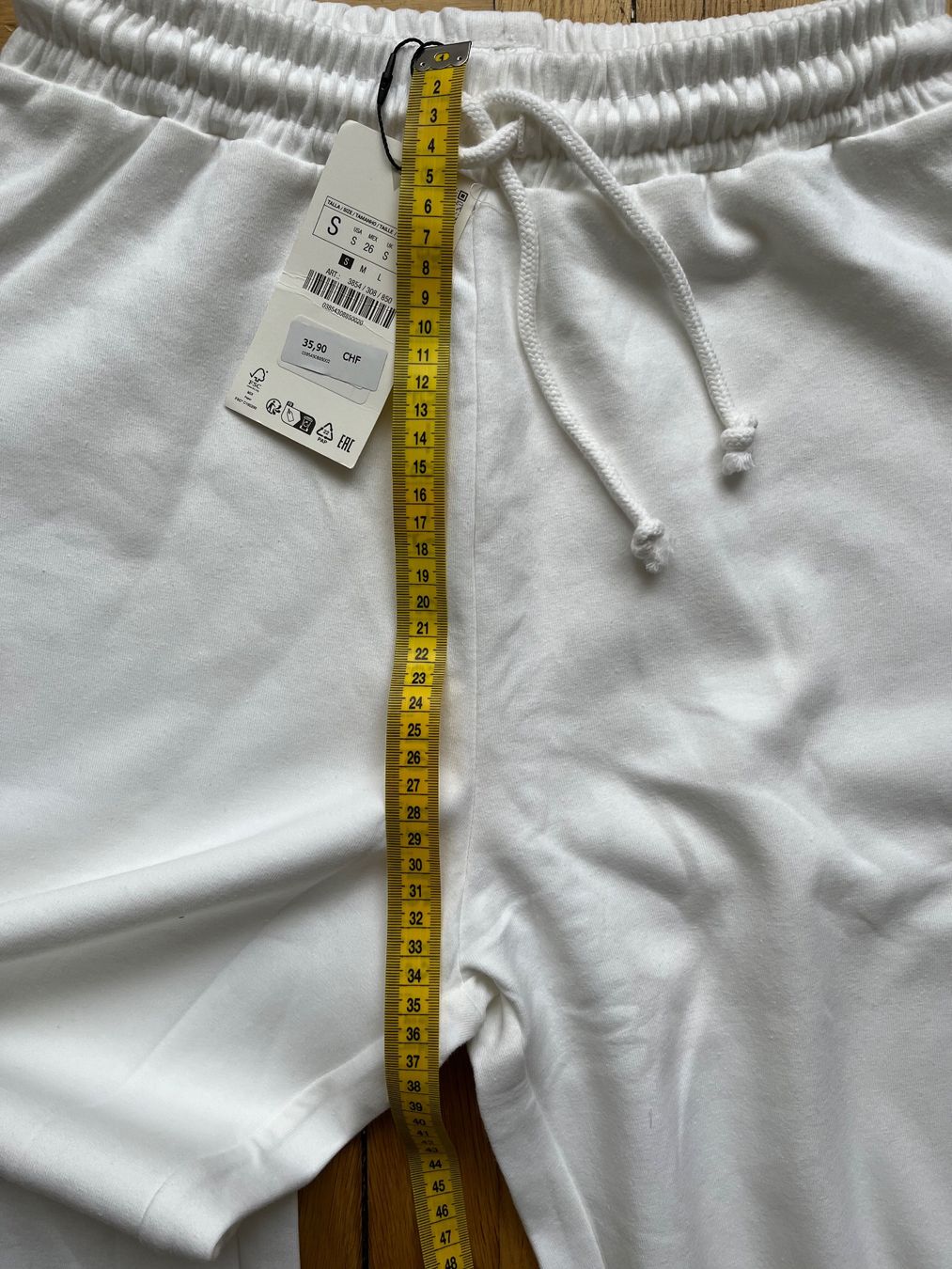 Zara Pantaloni: New Zara pants size S – Nuovo (secondo la descrizione) da Chêne-Bougeries venduto da Seetooyoo 3