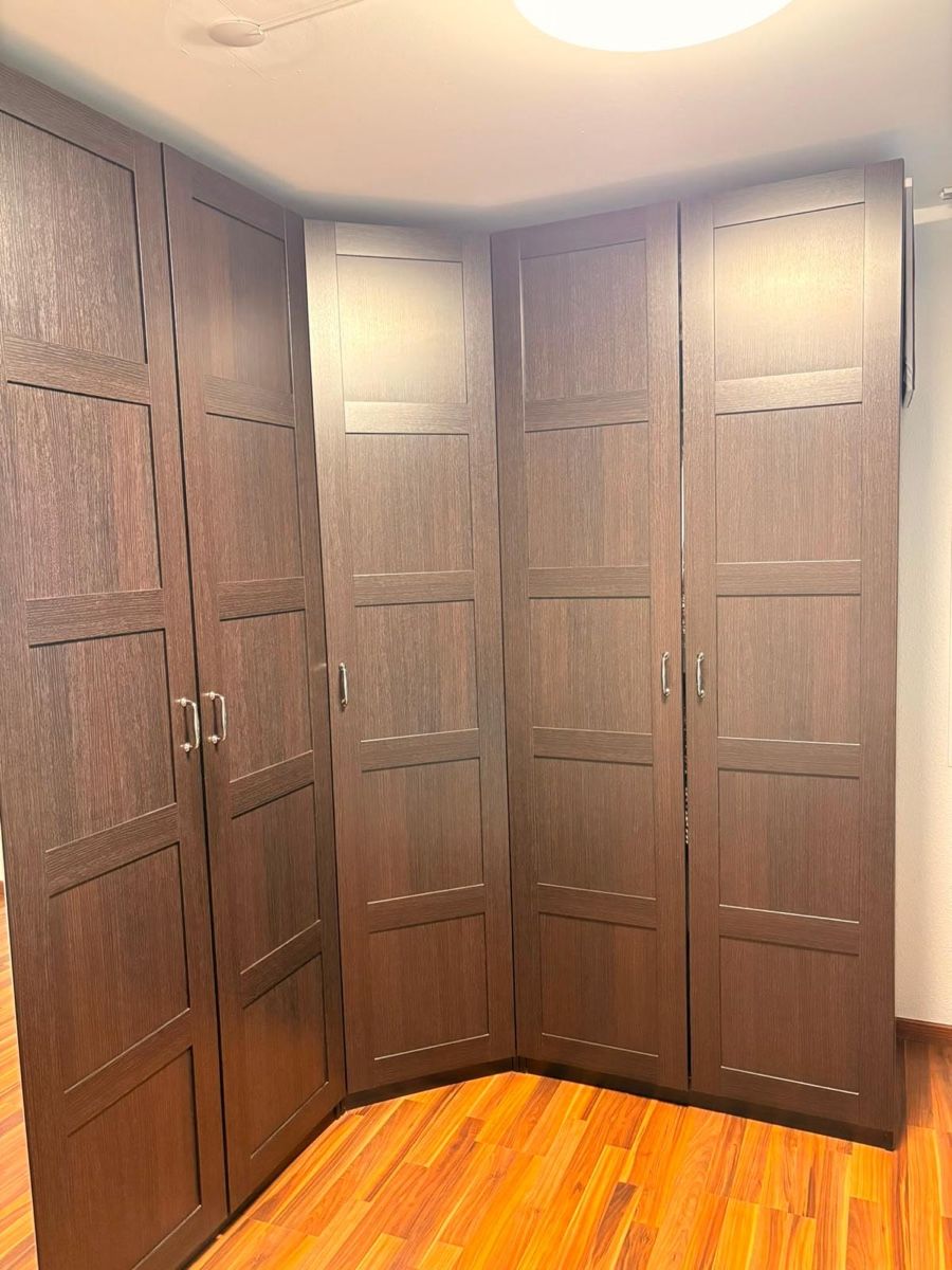Ikea Schränke: Ikea Pax Kleiderschrank – Gebraucht aus Beromünster von Ana.8 1