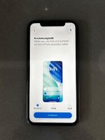 Apple 11 gebraucht mit defekter Rückwand, aber funktioniert