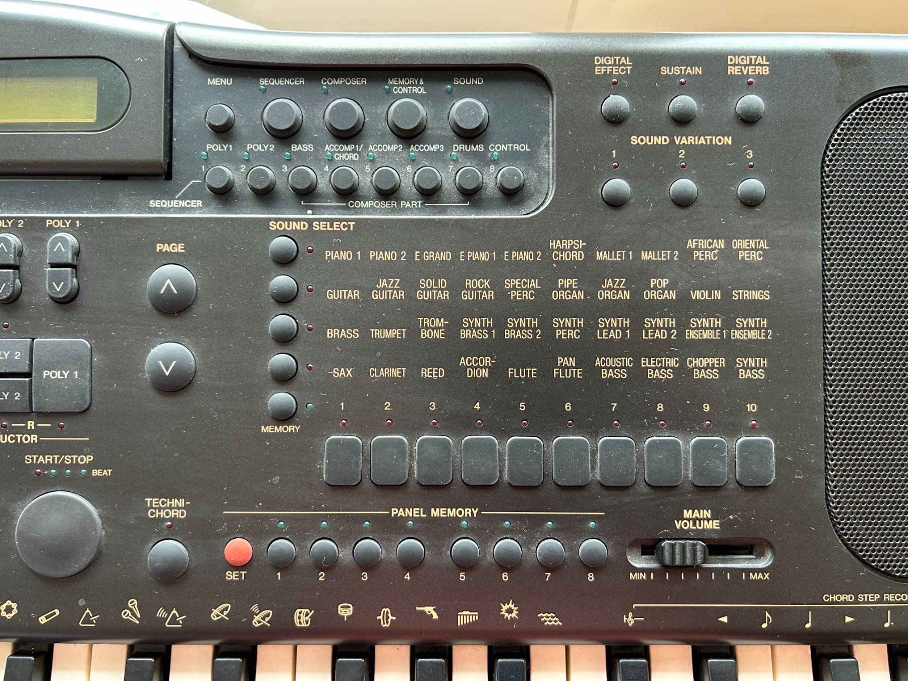 Technics Instruments de musique: Keyboard Technics KN 1000 – D'occasion à Kirchberg BE par Cooper2019 2