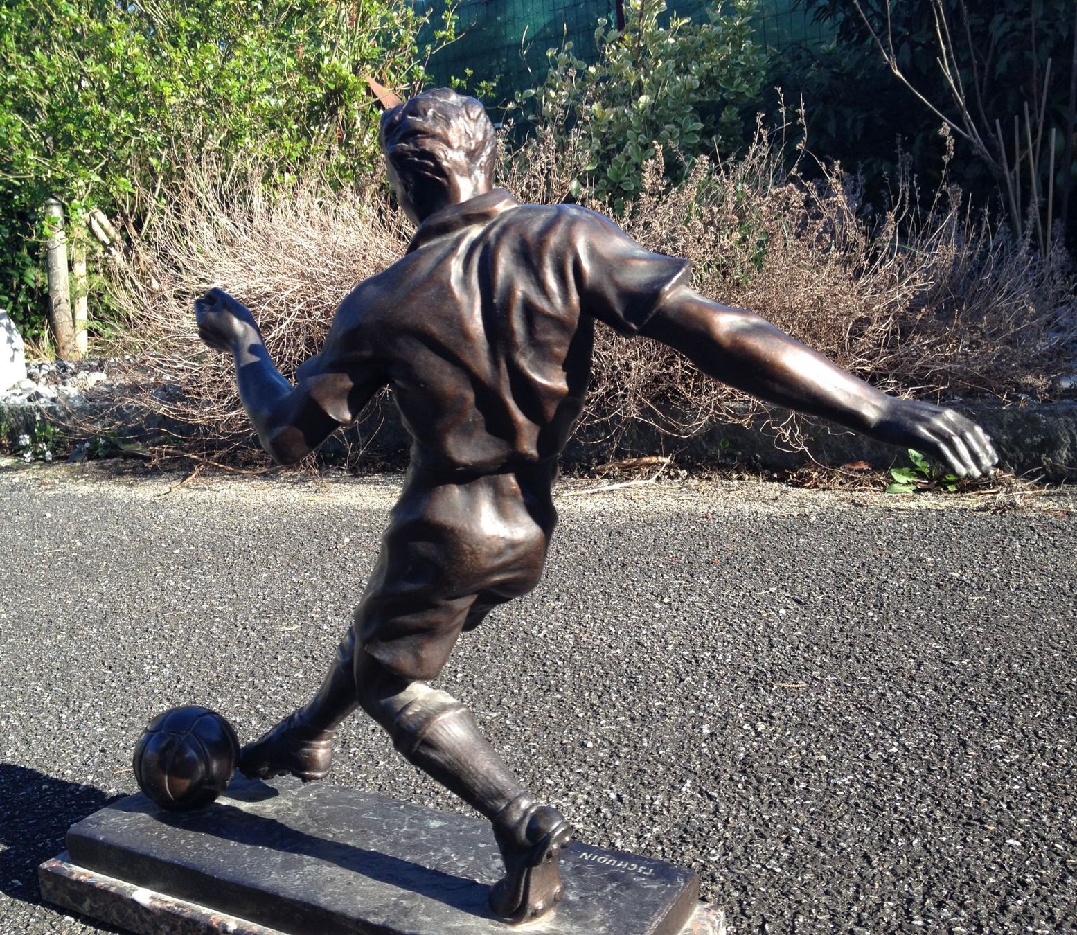 Sculture & Statue: scuplture Foot Raymond Tschudin – Usato da Vuiteboeuf venduto da broticaire 6