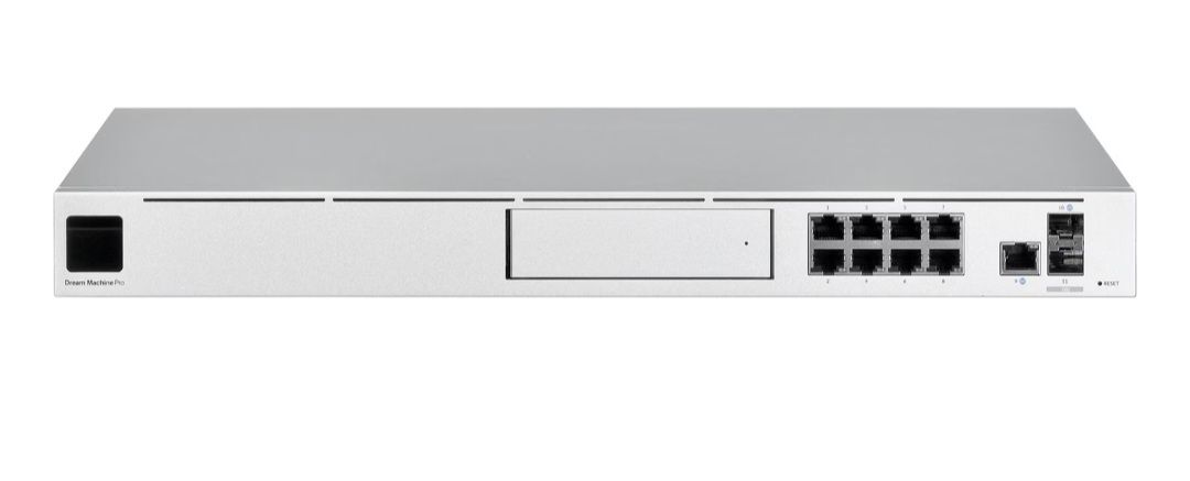 Ubiquiti Modems & Routeurs: Ubiquiti UniFi Dream Machine Pro – Neuf avec emballage d'origine à Andeer par MrMelchior 4