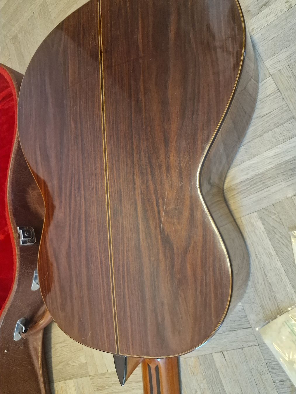 Aria Strumenti musicali: Guitare classique ARIA modèle A-560 avec étui – Usato da La Chaux-de-Fonds venduto da Ric_m628 4