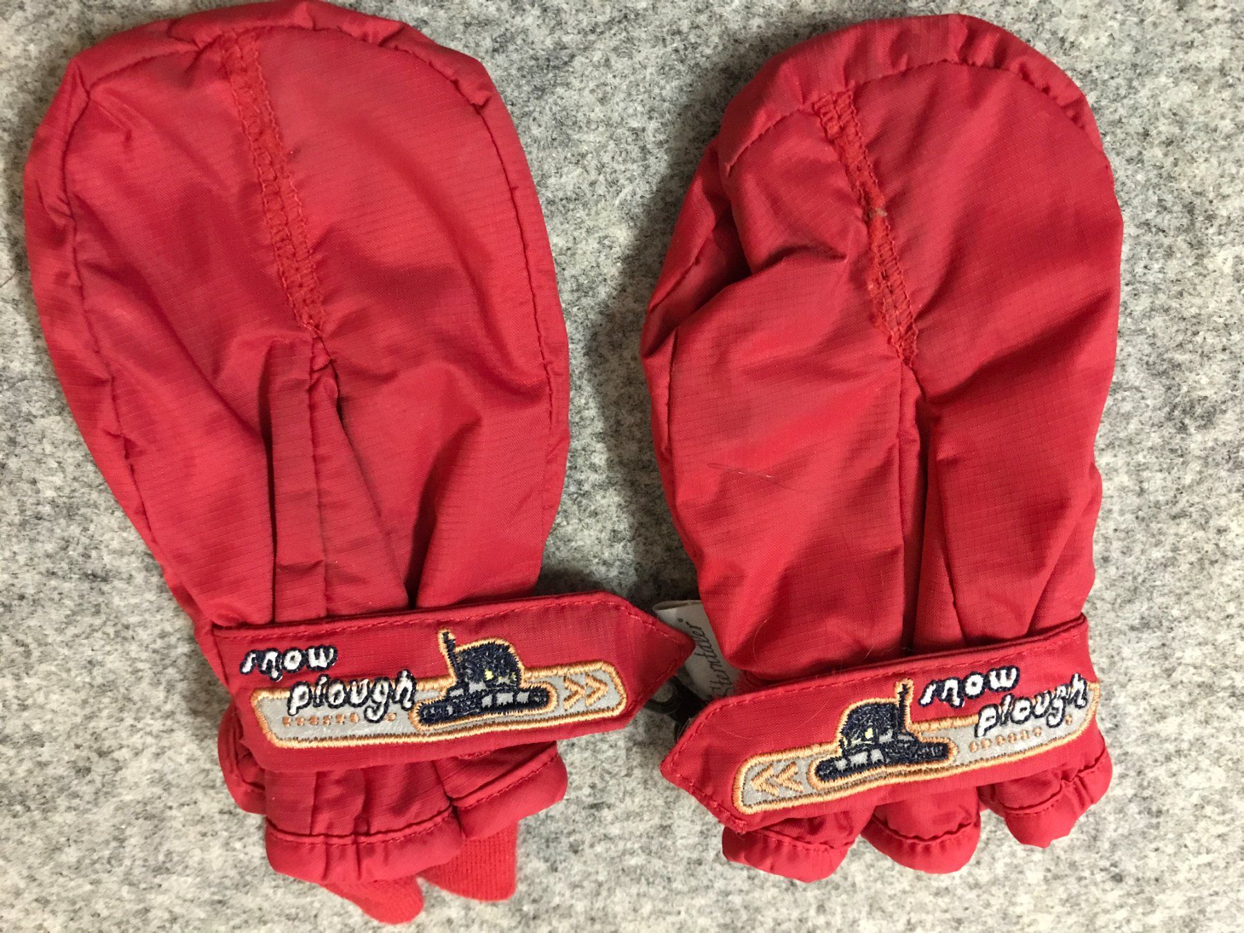 Sterntaler Kinderhandschuhe: Warme Fäustlinge Gr. 0-6M, Sterntaler – Gebraucht aus Guntershausen von Gloominati