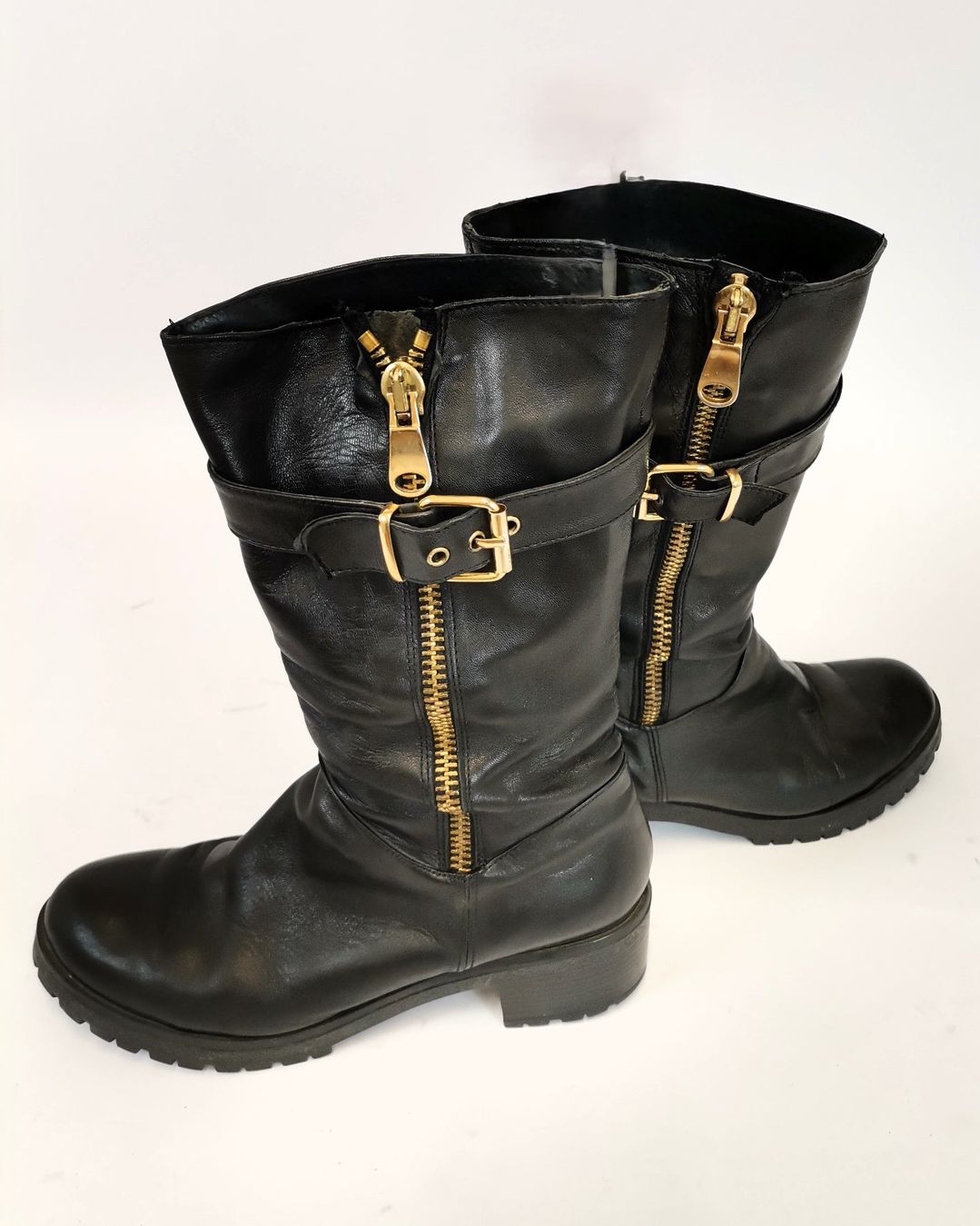 Scarpe da donna: PASITO Stiefel schwarz  Gr. 38 – Usato da Schaffhausen venduto da Restwert_SH 2