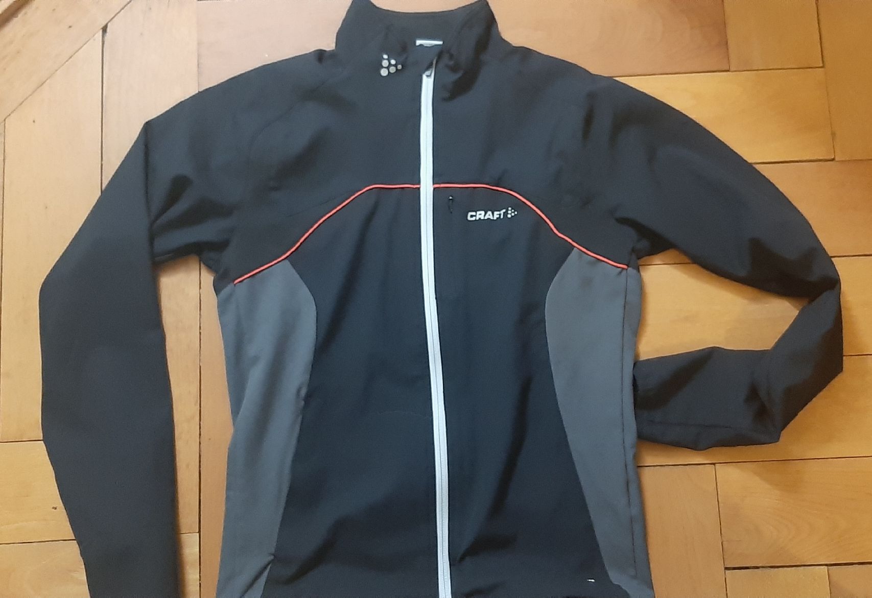 Giacche: Atmungsaktive Jacke Gr. S NEU – Nuovo e nell'imballaggio originale da Zürich venduto da Venecia25 2