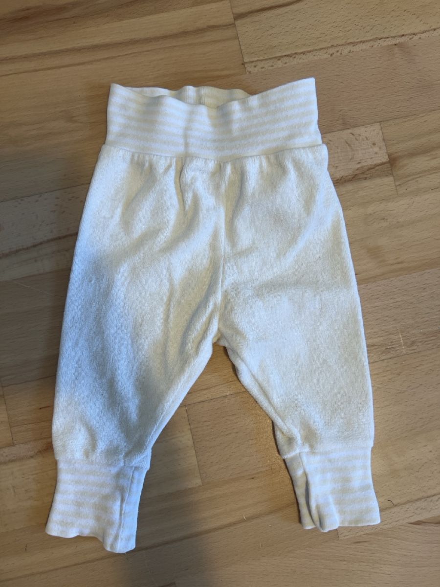 Lotti & Set di vestiti: 3 Hosen Baby Grösse 56 – Usato da Zürich venduto da Jakomo007 3