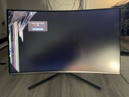Defekter Samsung Monitor U32R590CWR 32 Zoll