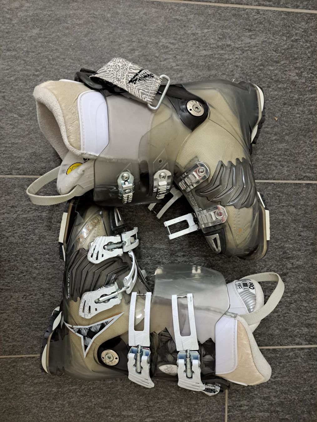 Atomic Scarpe da uomo: Atomic Skischuhe Gr.24.00- 24.5 – Usato da Wilen (Sarnen) venduto da afl_lc58 1