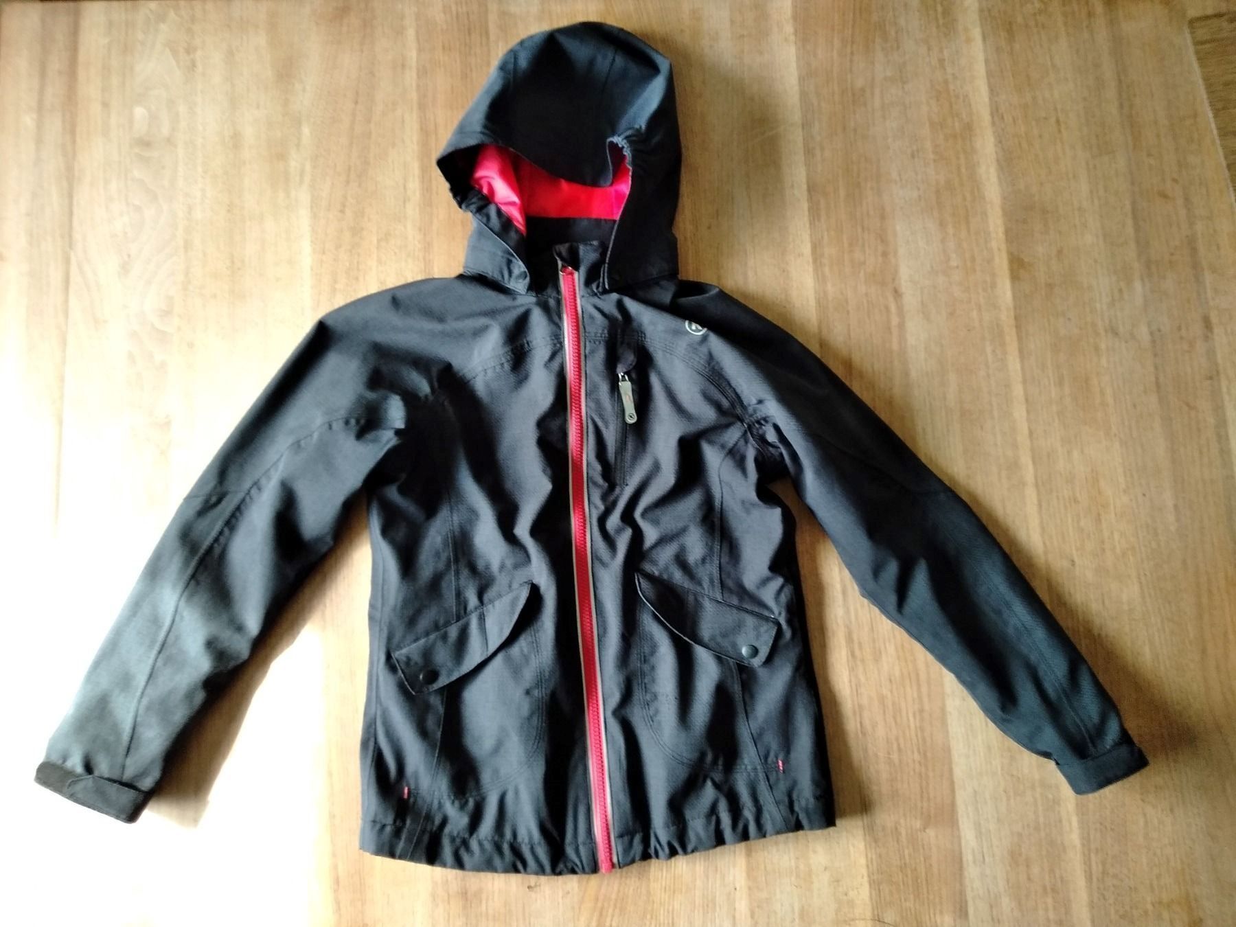 Giacche & Cappotti: Windjacke Grösse 140 – Usato da Embrach venduto da S24ch