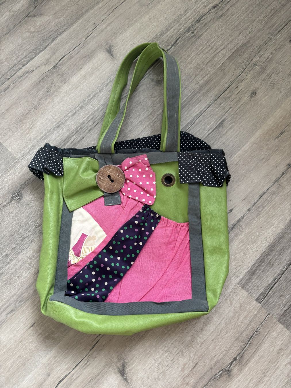 Borse da donna: Sac cabas multicolore textile bon état général – Usato da Delémont venduto da mil_fw5f