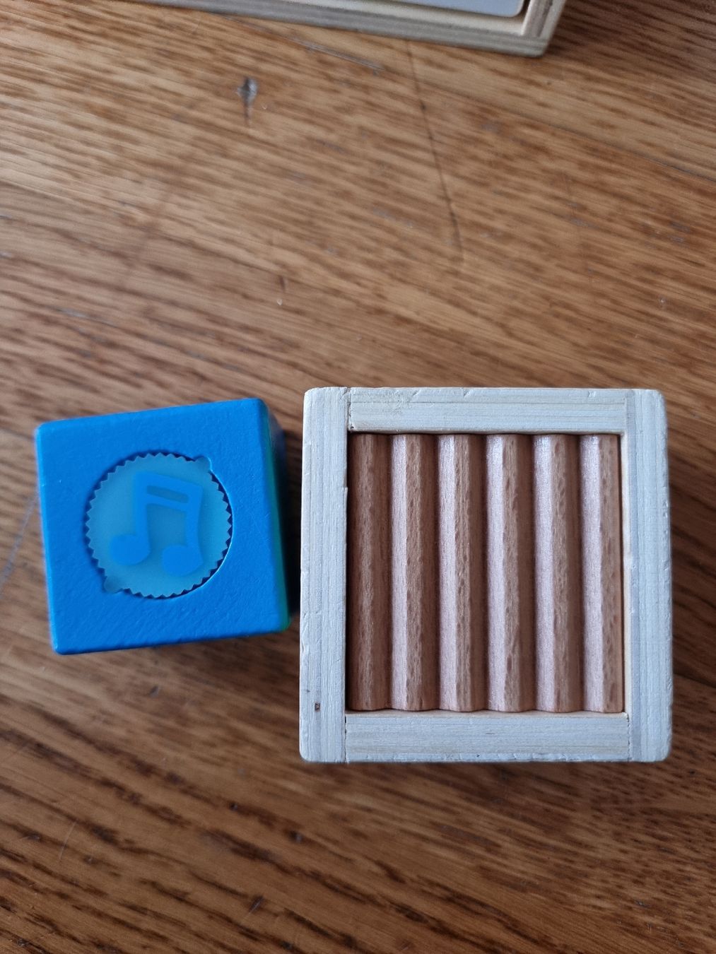 Hape Giocattoli: Hape Musik Set – Usato da Luzern venduto da Luzern_Energy 3