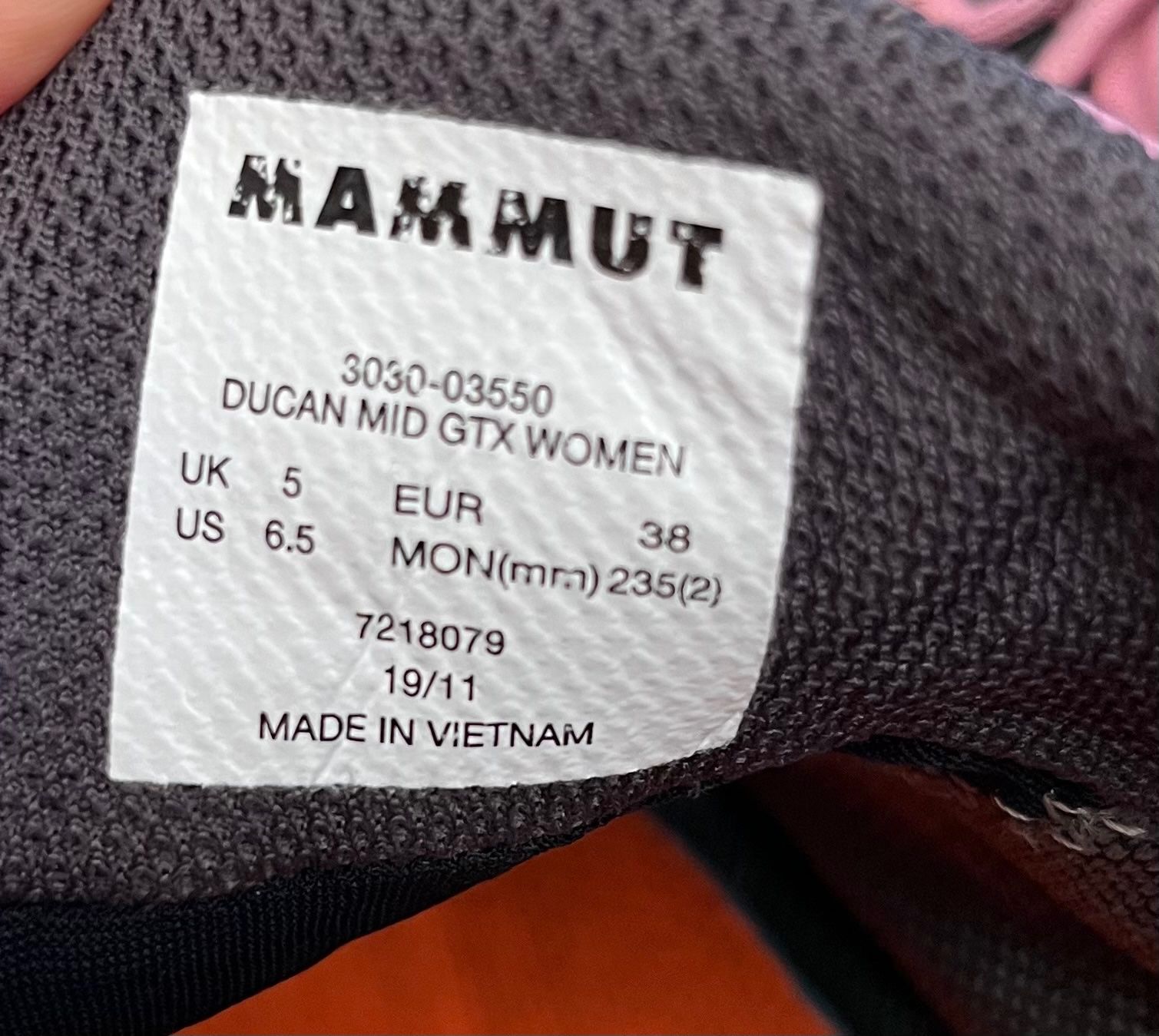 Mammut Scarpe da donna: Mammut Wanderschuhe Damen Gr. 38 – Usato da Muhen venduto da Lotti77 3