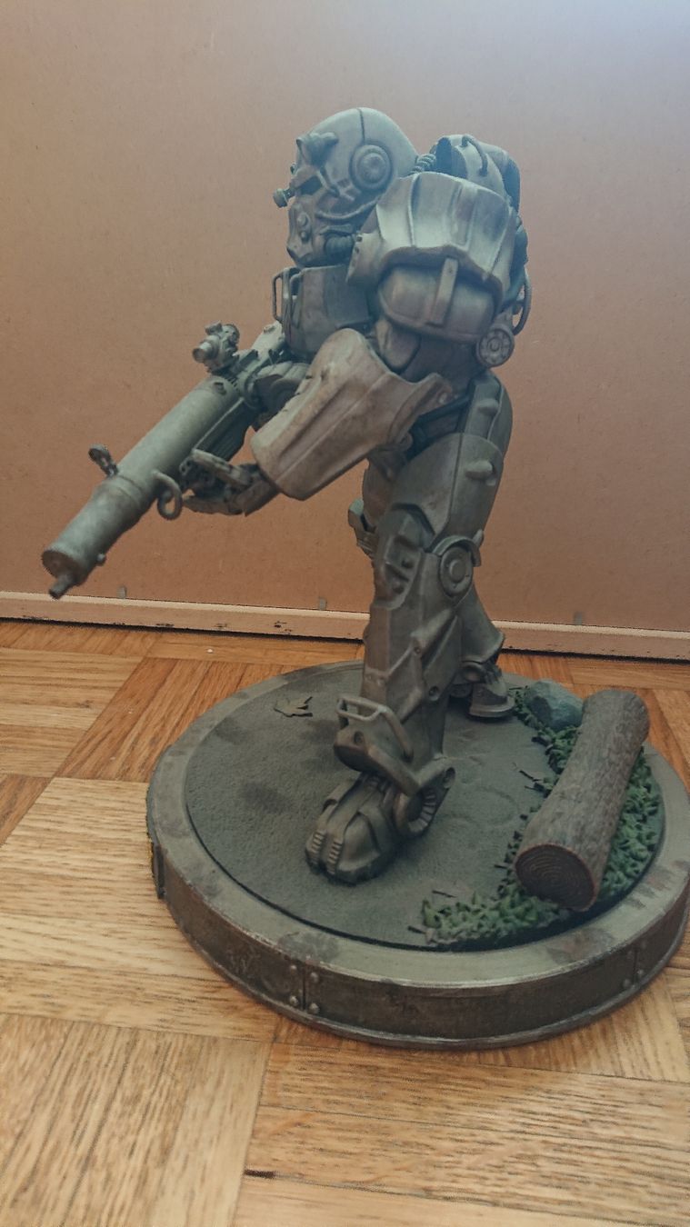 Statuette: Fallout Maximus Figur, Sammlerstück – Usato da Chur venduto da FreakofRarity 2