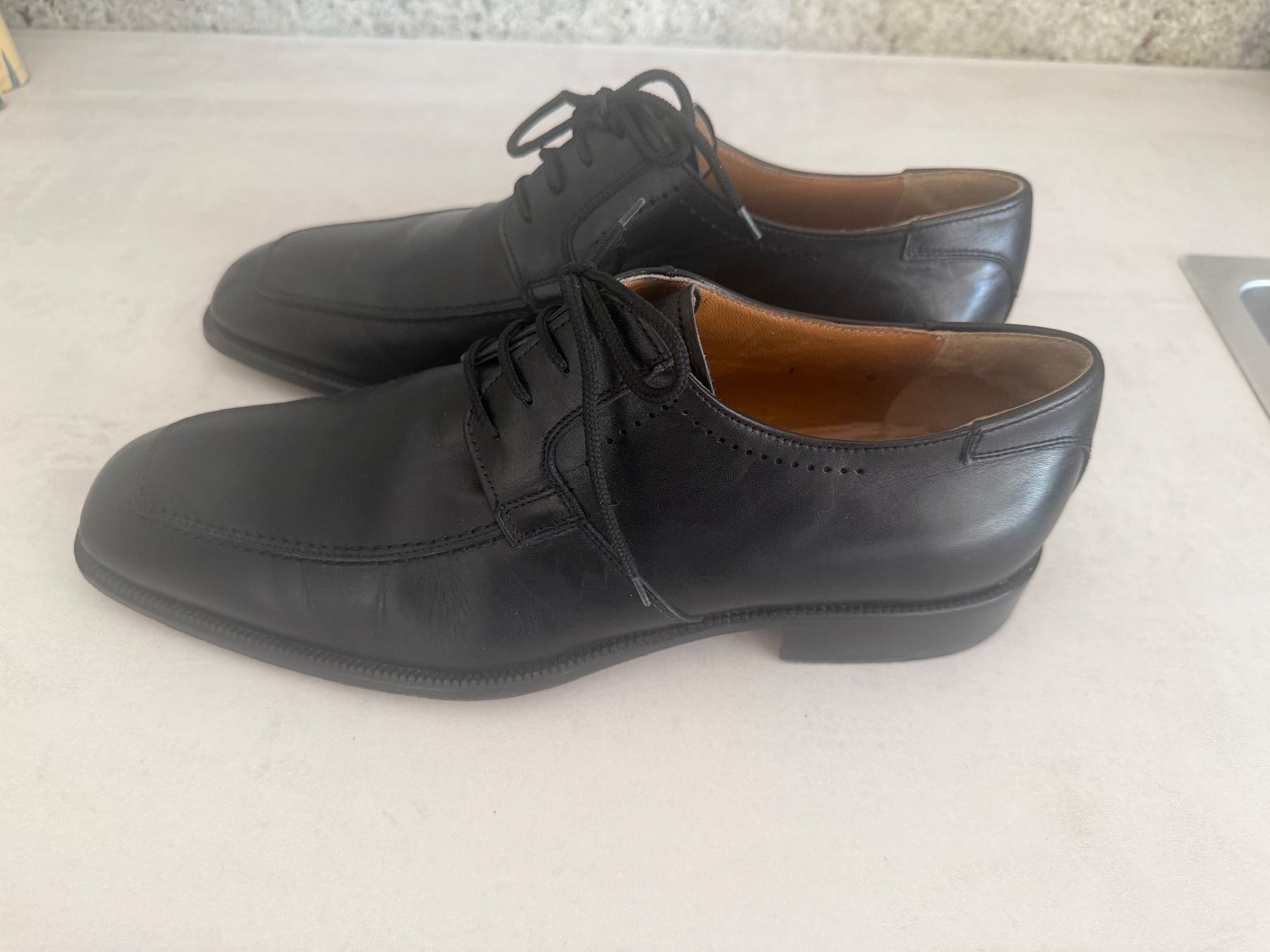 Scarpe da uomo: Herren Lederschuhe Grösse 9 – Usato da Geroldswil venduto da Jeremy11 4