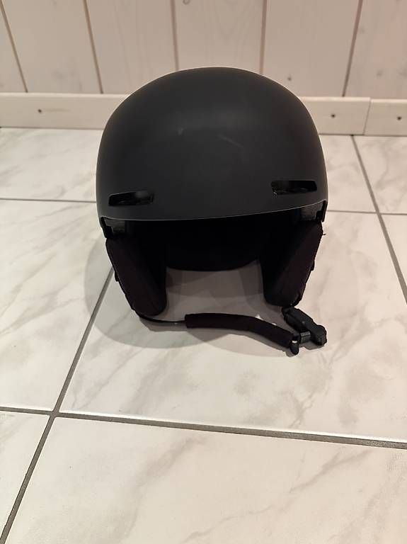 Helme: Skihelm – Gebraucht aus Gurmels von Kathrin2010