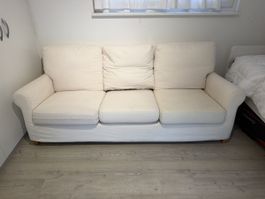 Zu verschenken: Sofa 3-Sitzer weiss mit Gebrauchsspuren 