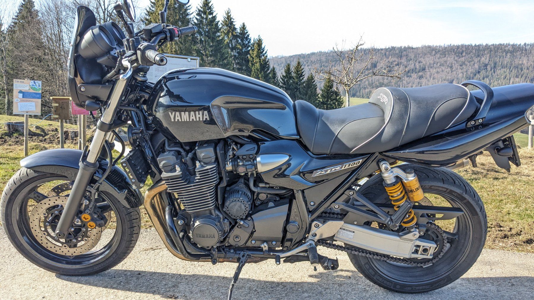 Yamaha Strada: Yamaha XJR 1300 – Usato da Sornetan venduto da Karibou2 8