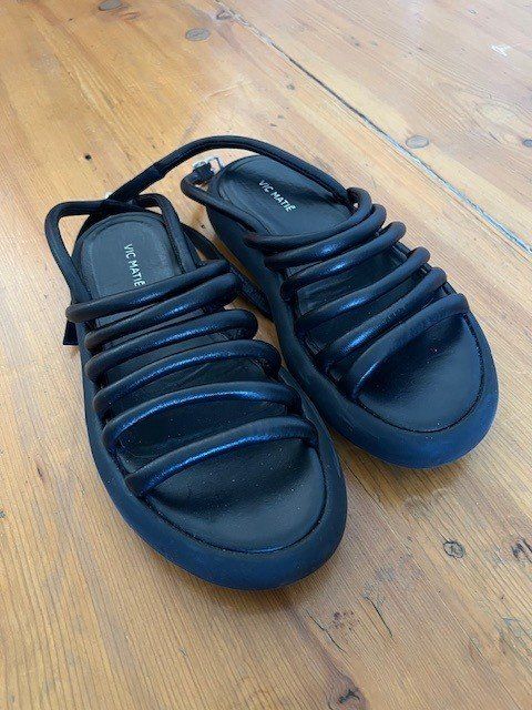 Vic Matié Scarpe da donna: Vic Matié 40 sandales noires – Nuovo (secondo la descrizione) da Morges venduto da cinziottera