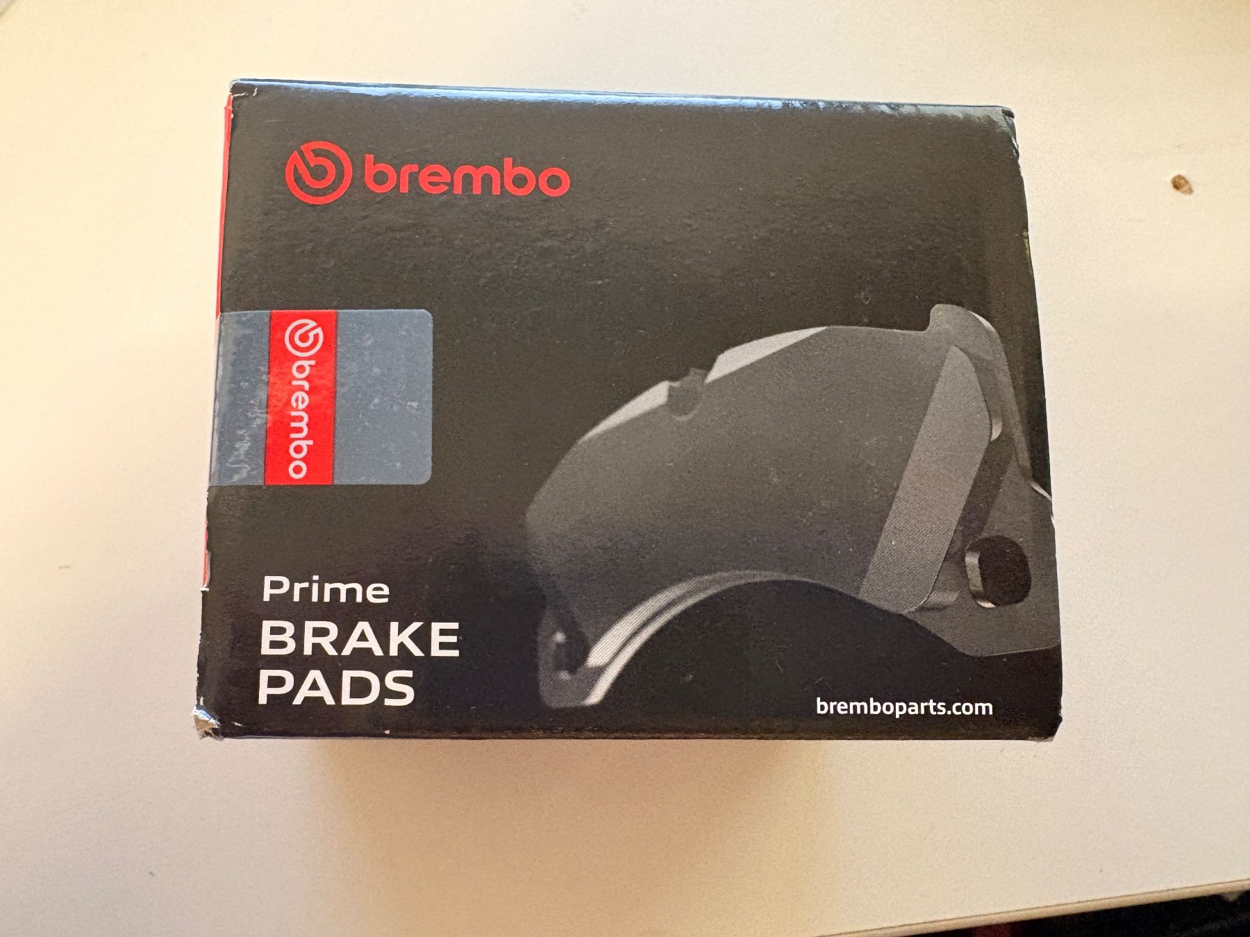 Brembo Tutti pezzi di ricambio auto: Brembo Bremsklötze – Nuovo e nell'imballaggio originale da Ehrendingen venduto da leoman18